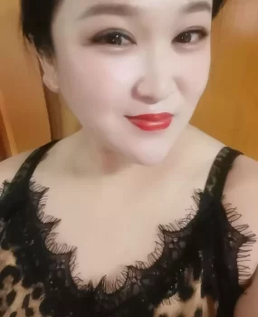 大波少妇能吸会夹