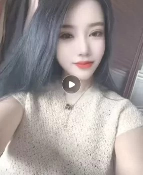 草房白娜大胸舌吻骚婊子