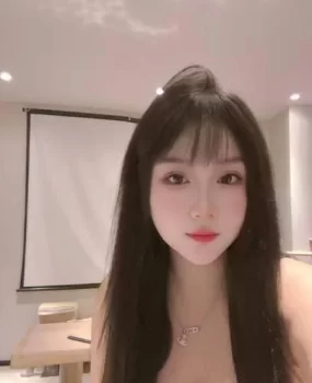 东北妹子性格开朗主动