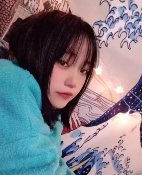 嫩妹美腿很爽