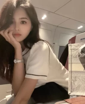 青春学妹兼职服务体验记