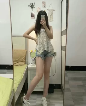 合肥小妹妹身材棒