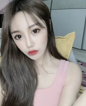 98年的妹子粉桃嫩B 做起来要飞的感觉