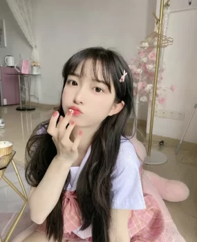 昆明大奶子颜值高屁股大胸大